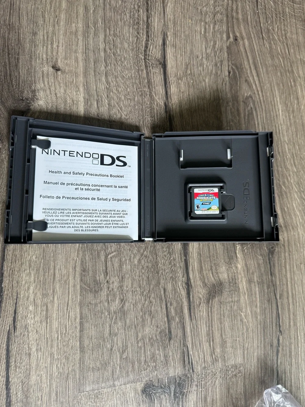 Nintendo paws claws